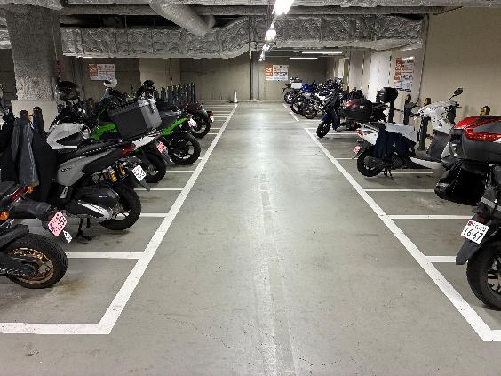 国土交通省の事例集に掲載された大阪市の自動二輪車駐車場の設置事例1