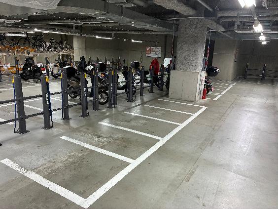 国土交通省の事例集に掲載された大阪市の自動二輪車駐車場の設置事例2